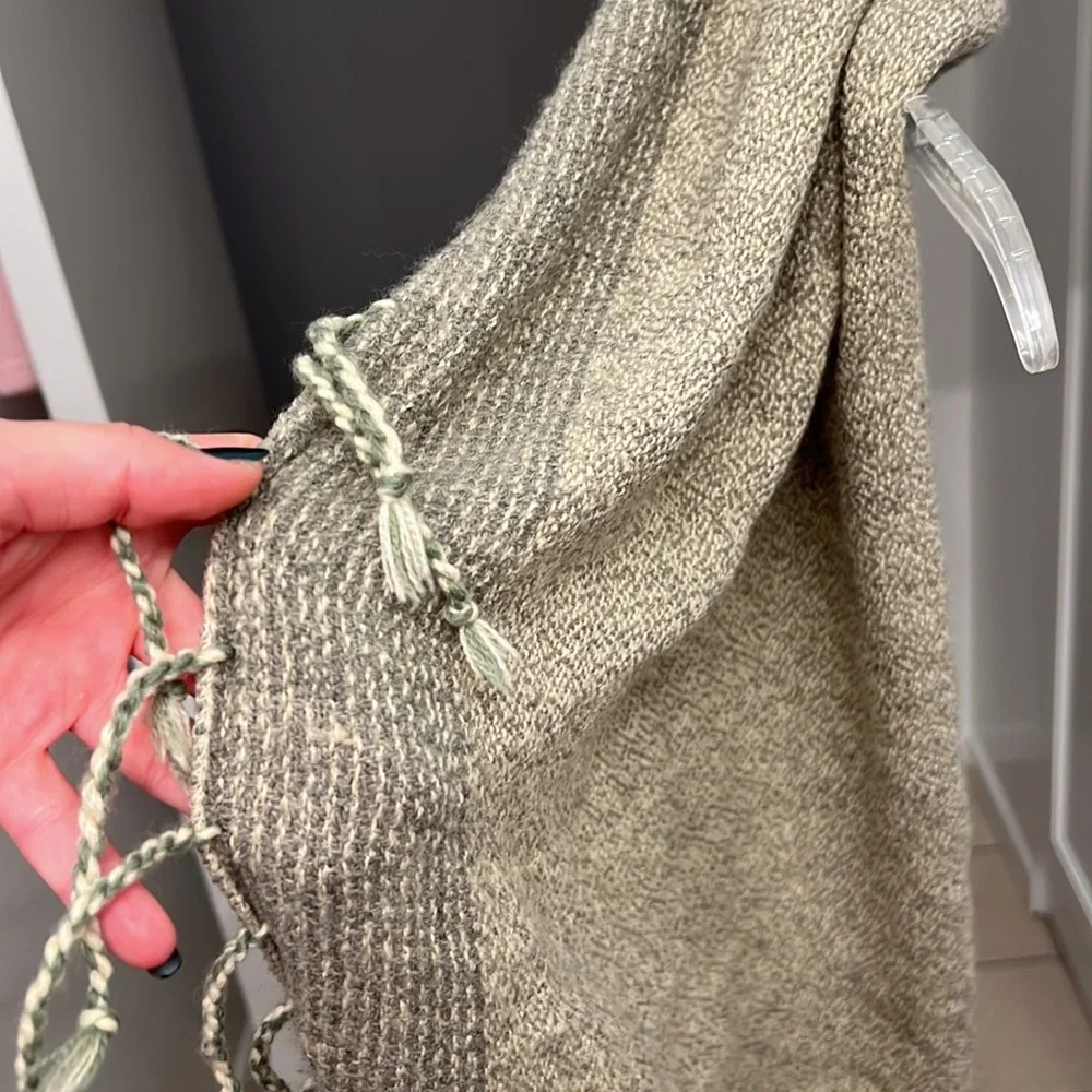 Infinity scarf - Picture 2 of 3